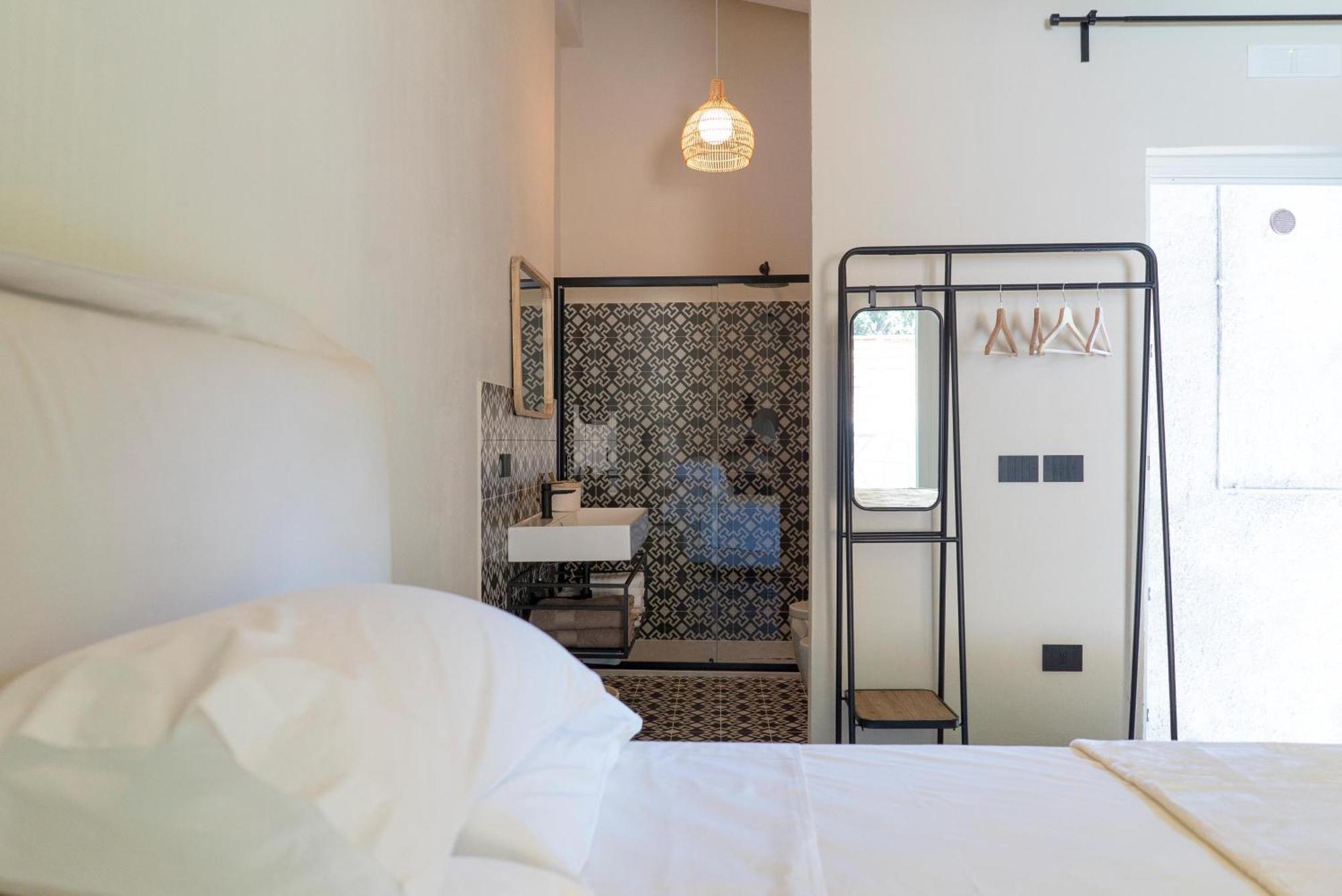 Tesoro Nascosto B&B Σαλέρνο Δωμάτιο φωτογραφία